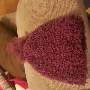 📦🚨DONATIONS SOON!! 📦🚨Purple/Maroon Toddler Hat